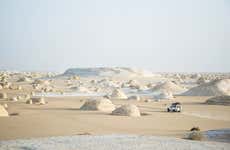 White Desert & Bahariya Oasis Private Day Trip