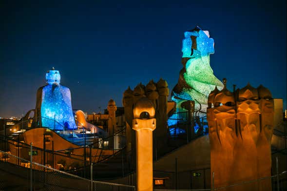 Visita e spettacolo alla Pedrera