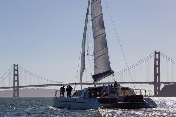 Giro in catamarano nella baia San Francisco